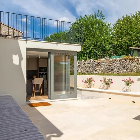 Beautiful Treori With Pool In Sv Lovrec * Orbanici