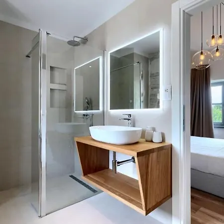 Beautiful Treori With Pool In Sv Lovrec *