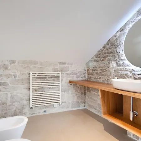فيلة Beautiful Treori With Pool In Sv Lovrec Orbanići